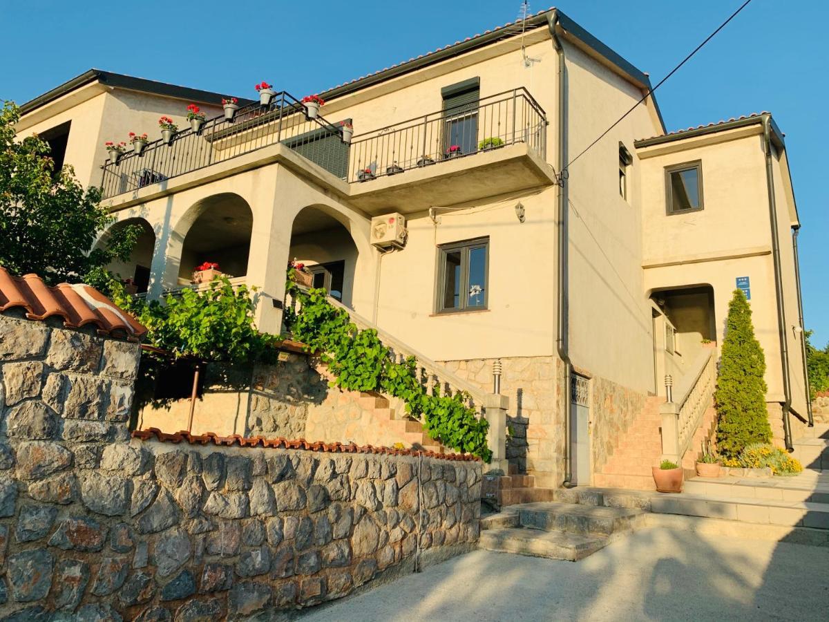 סנג' Apartments Maro מראה חיצוני תמונה