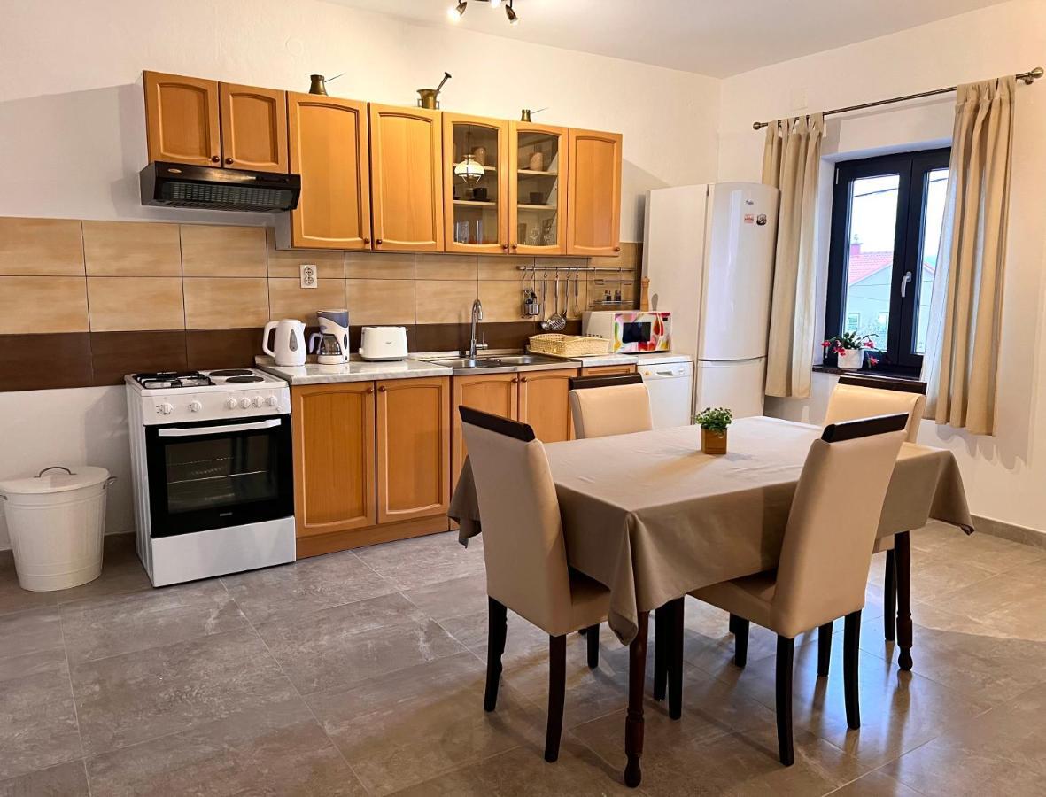 סנג' Apartments Maro מראה חיצוני תמונה