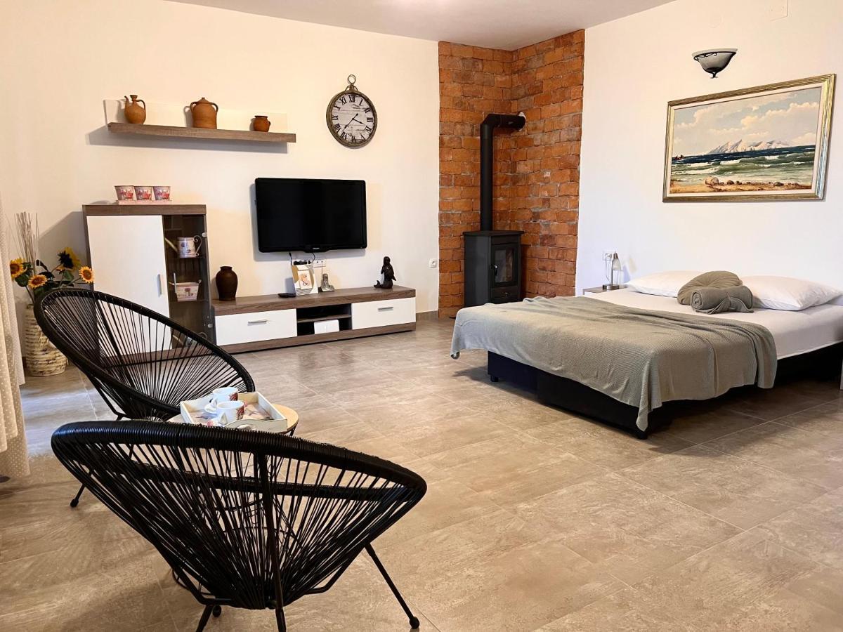 סנג' Apartments Maro מראה חיצוני תמונה