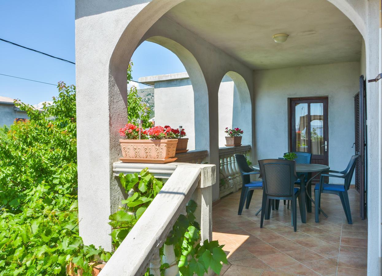 סנג' Apartments Maro מראה חיצוני תמונה